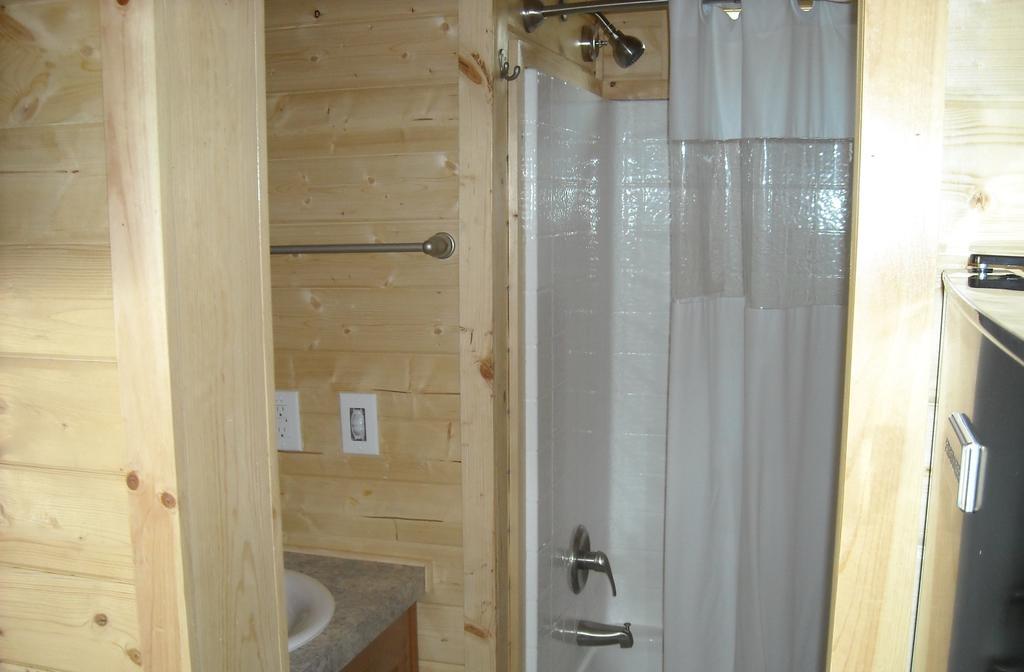 Yosemite Lakes Wheelchair Accessible Cottage 53 Harden Flat Exterior foto