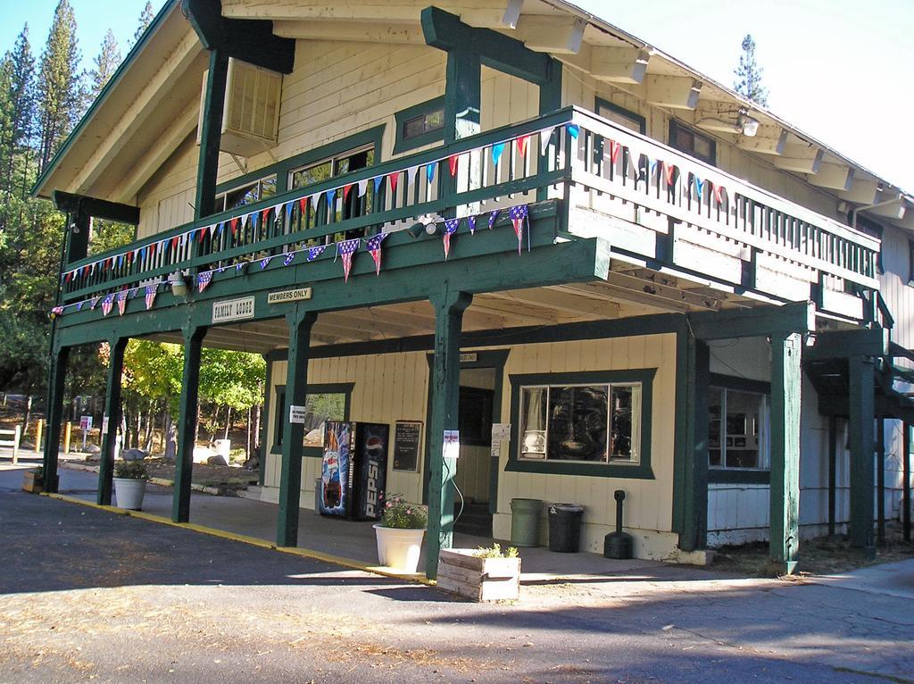 Yosemite Lakes Wheelchair Accessible Cottage 53 Harden Flat Exterior foto